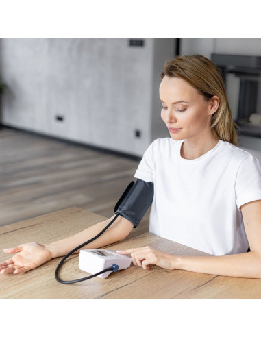 Ciśnieniomierz automatyczny naramienny Diagnostic Pro Cardio Afib wykrywający migotanie przedsionków