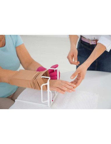 Przyrząd pomoc do zakładania rękawów uciskowych medi Arm Butler