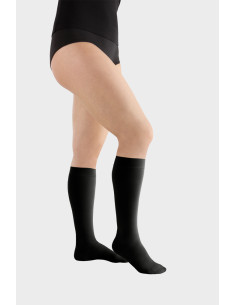 Podkolanówki uciskowe Juzo Move CCL2