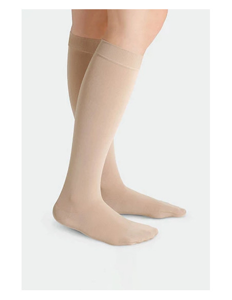 Juzo Soft CCL1 Podkolanówki uciskowe I stopnia kompresji (18-21mmHg)